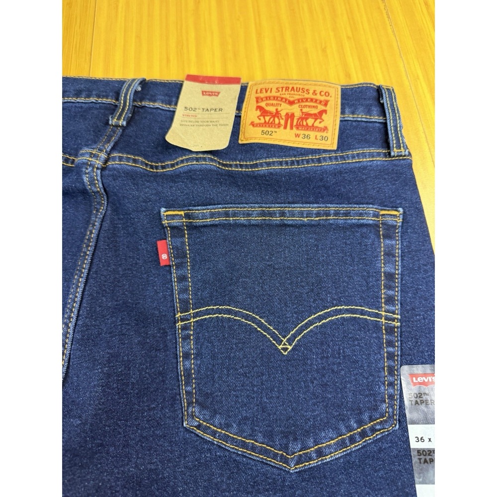 LEVIS 502 TAPER STRETCH DARK WASH JEANS 36 X 30 NWT VERY NICE! - Picture 5 of 6